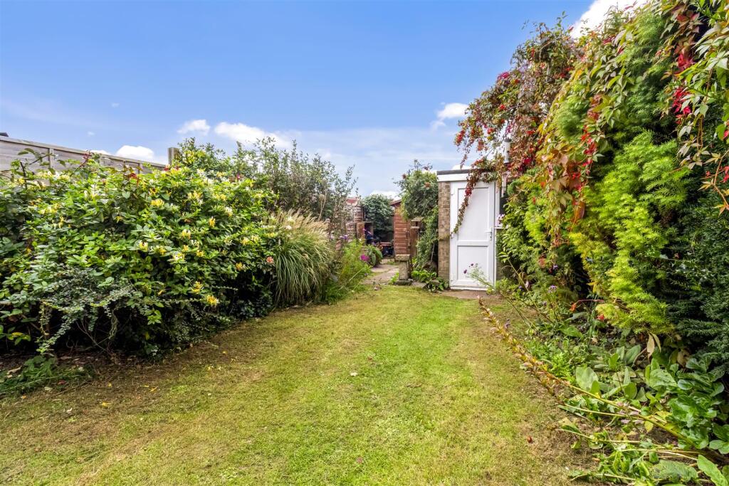 3 Redhouse, Ashacre_016.JPG