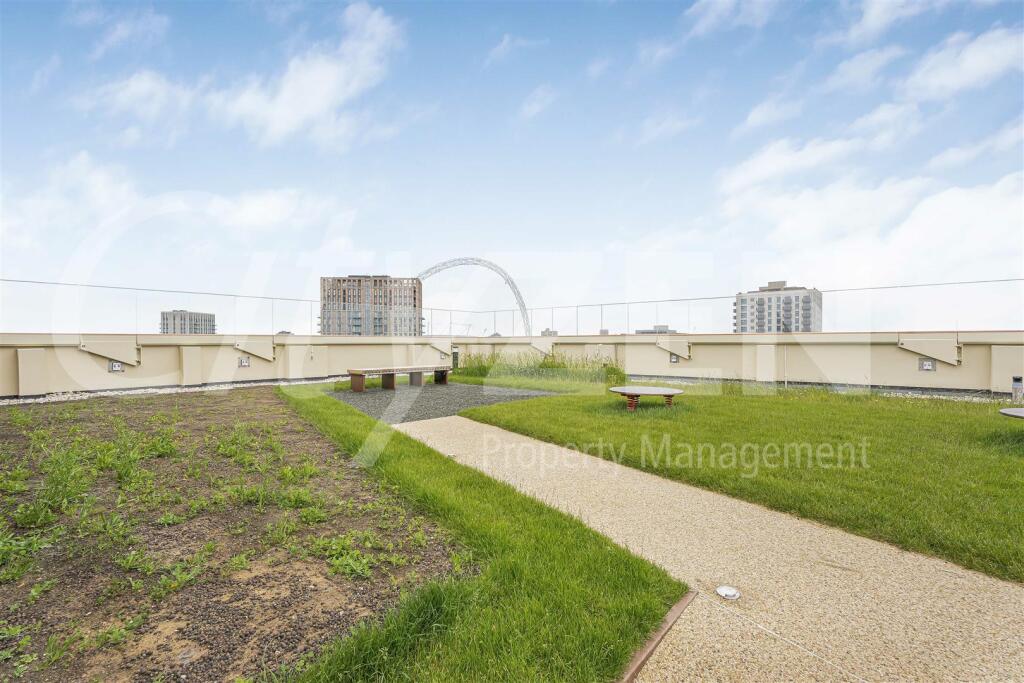 ROOF GARDEN