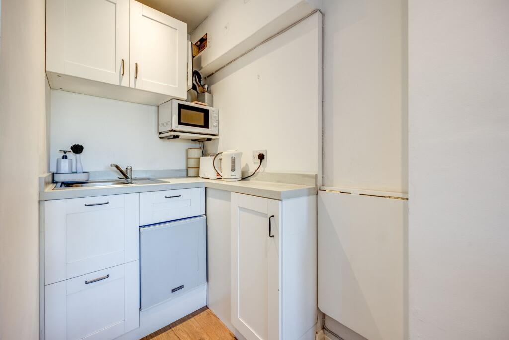 Self-contained Groundfloor Bedroom