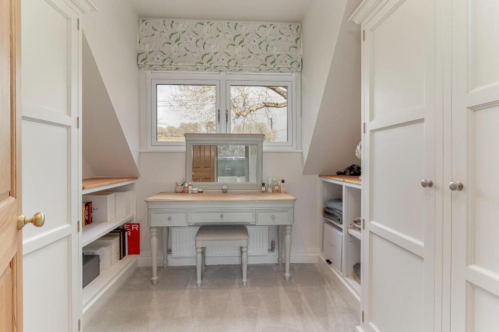 Master Bedroom Dressing Room.jpg