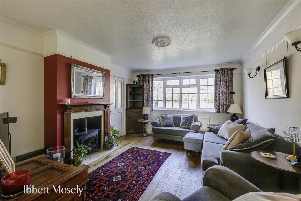 7 Reception room.jpg