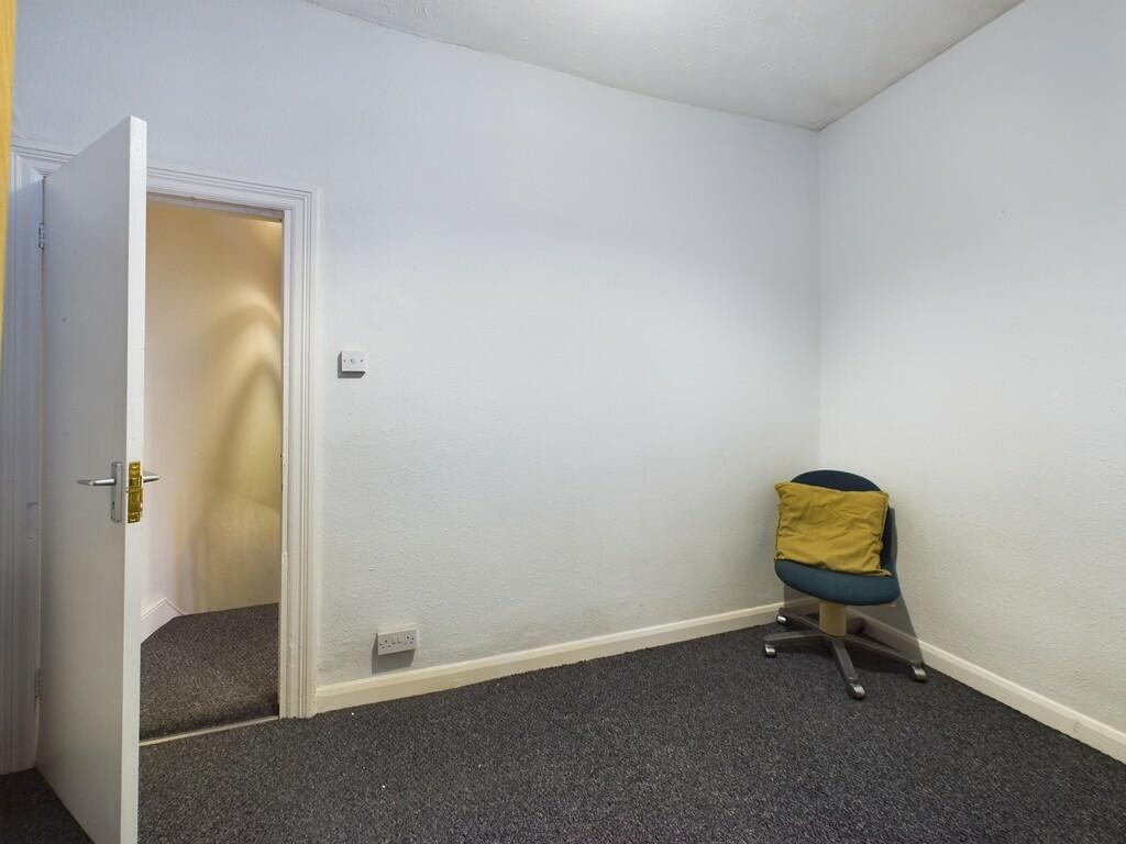 CAM03974G0-PR0066...