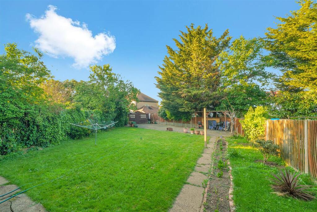 11 Tunworth Close - rGbJ9Loh3hdtSkPxgA0z.jpg