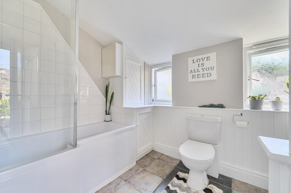 1303500-9-685535e...