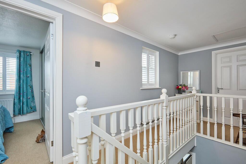 Edward Knight 202...