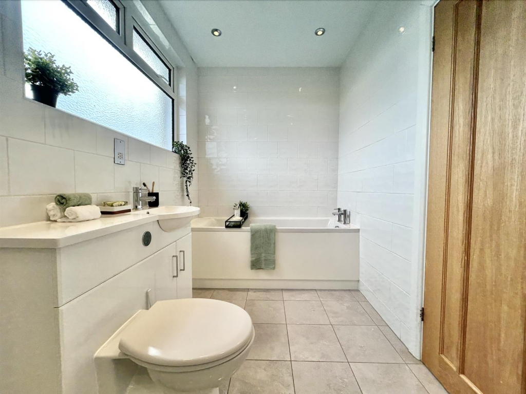 Screenshot 2025-03-21 at 17.24.07.png