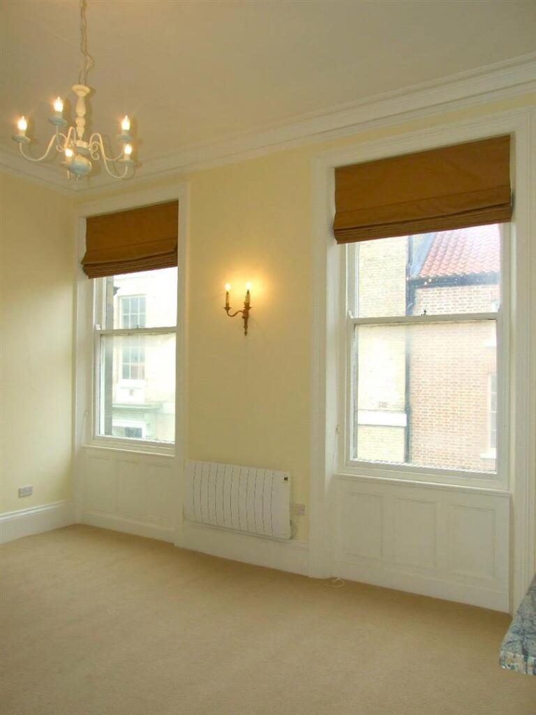 27A Yorkersgate Dining Room b.jpg