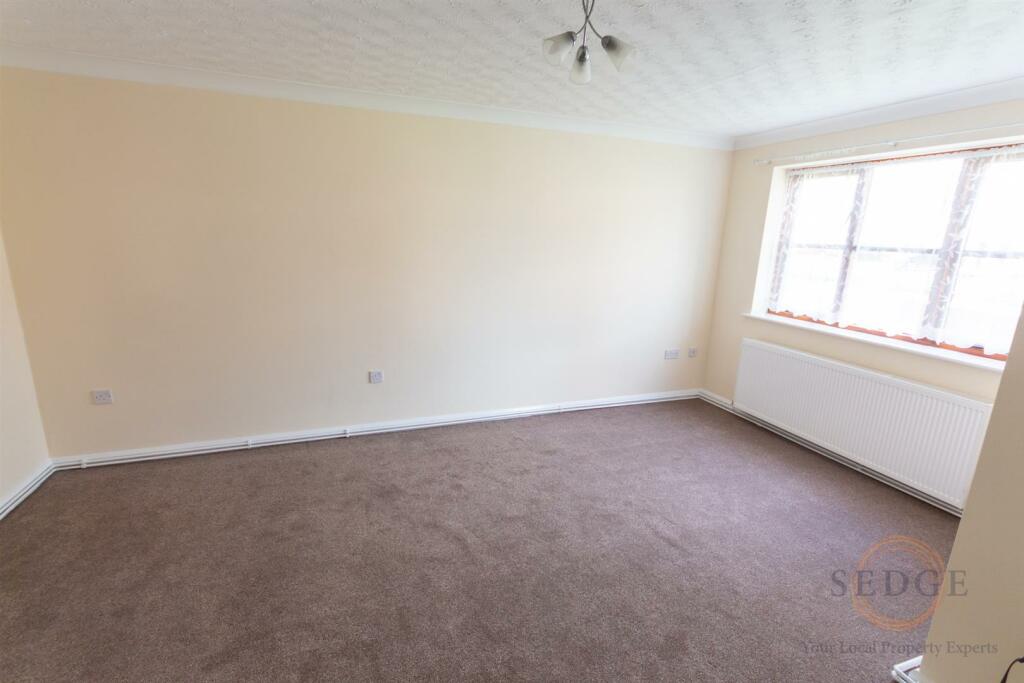 flat 3 stable -02.jpg