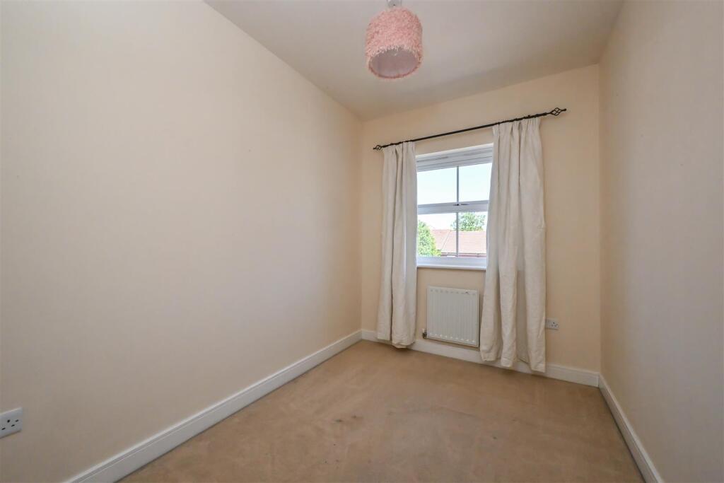 180625 Garth Road, Trowbridge       001.JPG