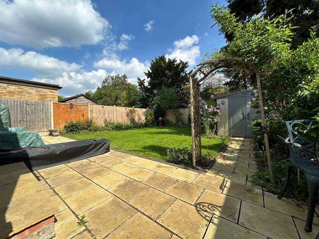 OUTSIDE (REAR)