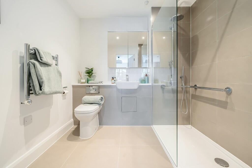 Clarence Street, Cheltenham, Gloucestershire, GL50