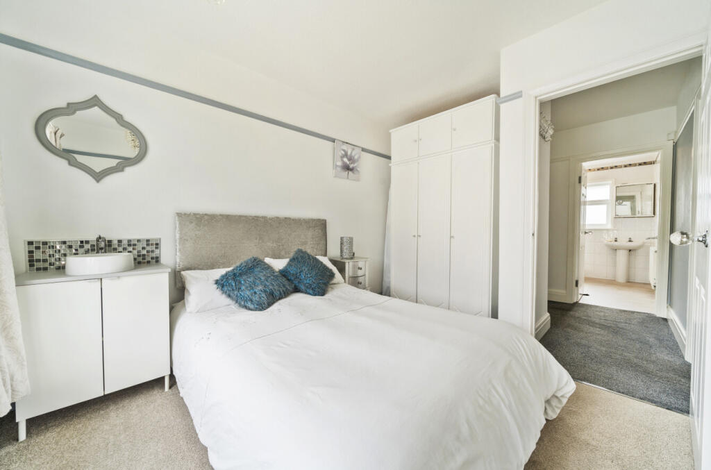 1342299-16-68a5a9...