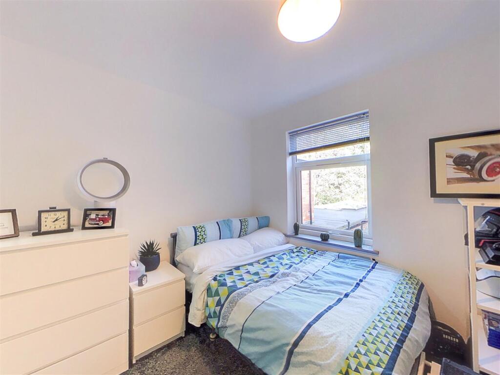 Screenshot 2024-10-0