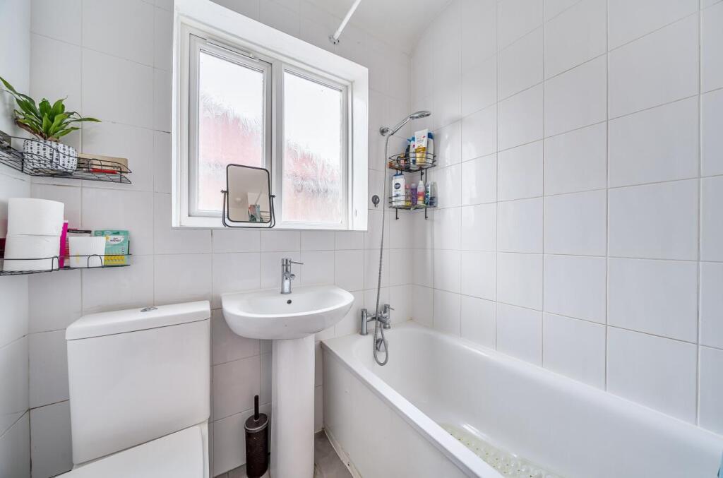 Davidson Frost-Wellings, DFW, Floriston Gardens, B