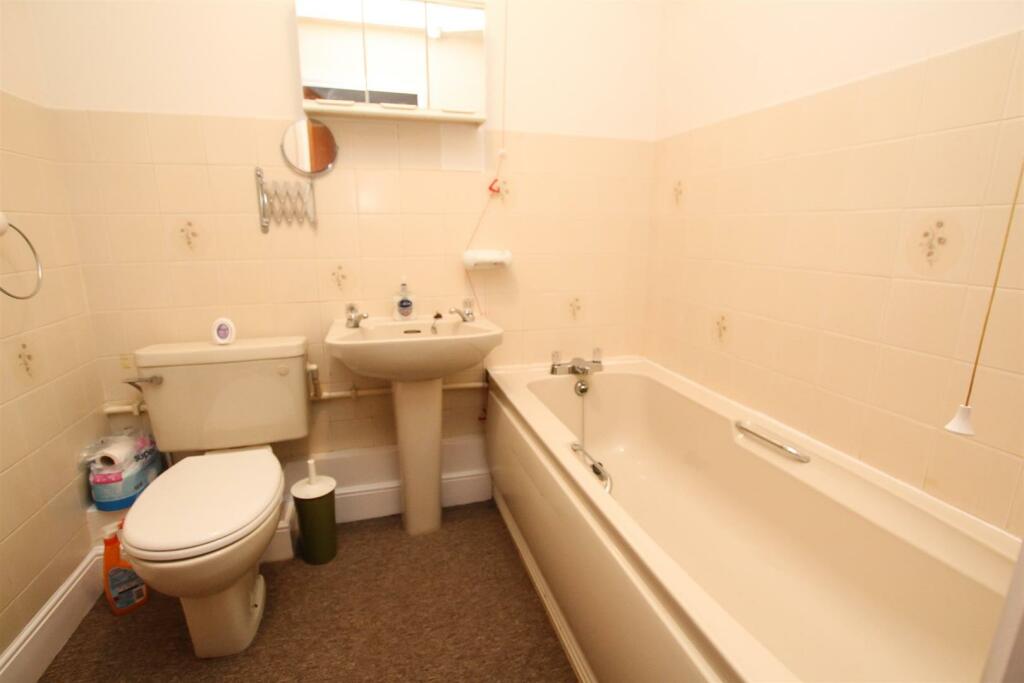 Flat3Central25-5.JPG