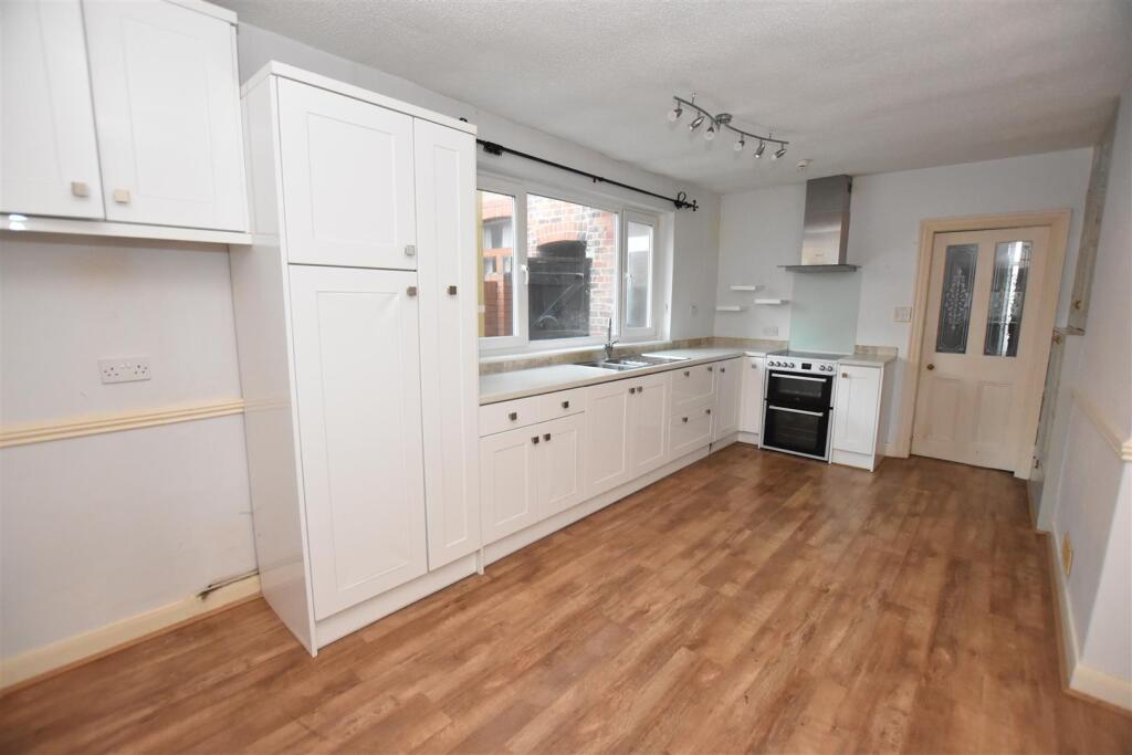 Breakfast Kitchen.JPG
