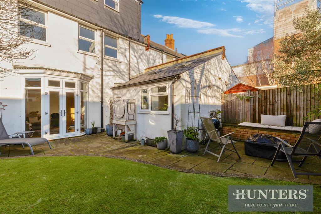 GREENFORD ROAD-2.jpg