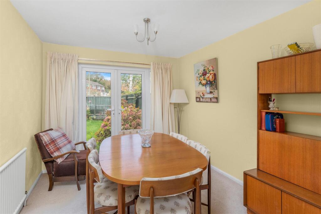 6 Wolseley Close, Banbury-12.jpg