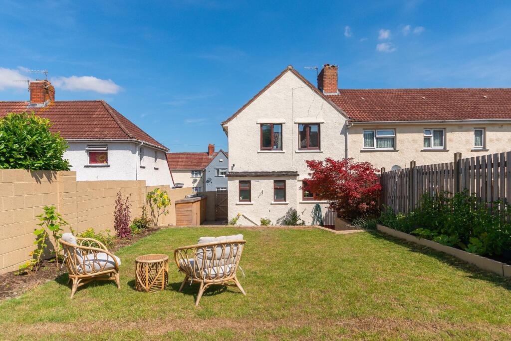 6M5RBR - External G.jpg