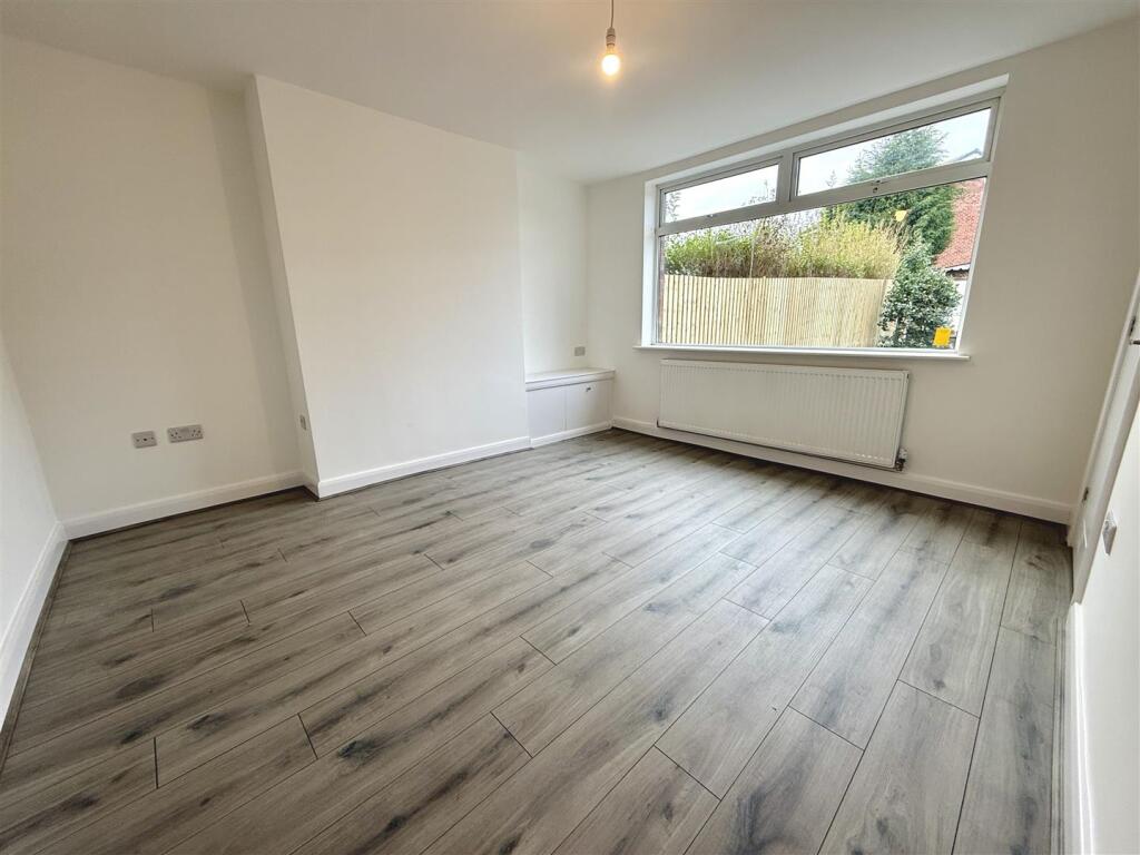 Dining Room.JPG