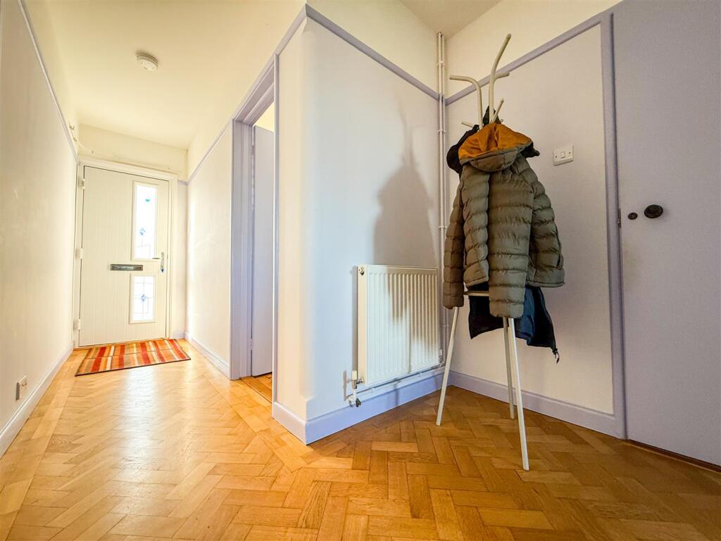 ENTRANCE HALLWAY