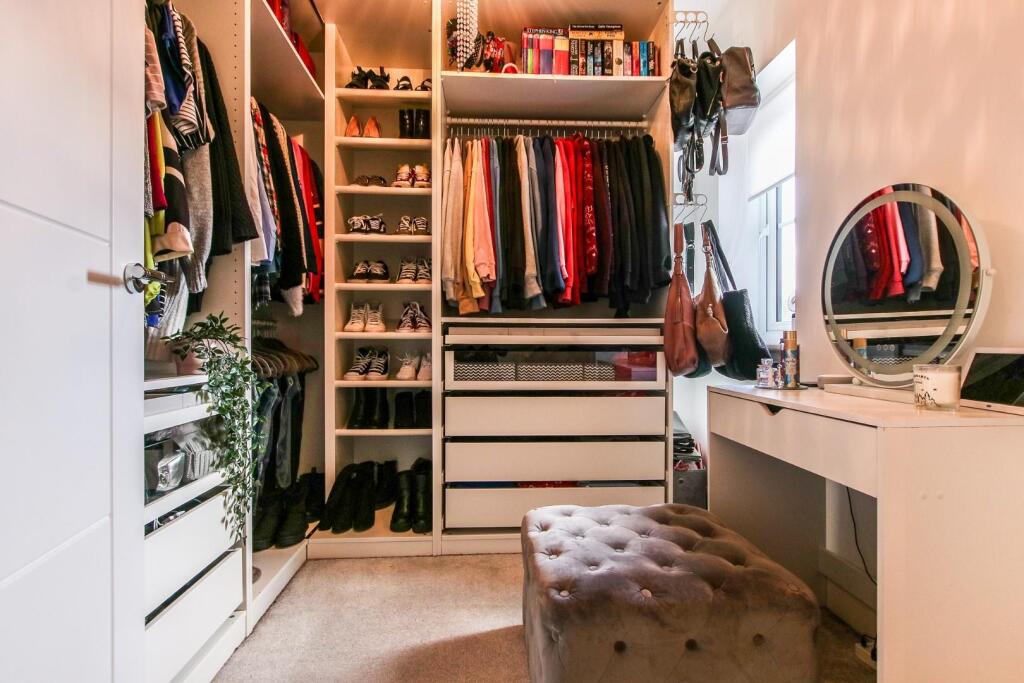 Dressing Room - Bedroom four