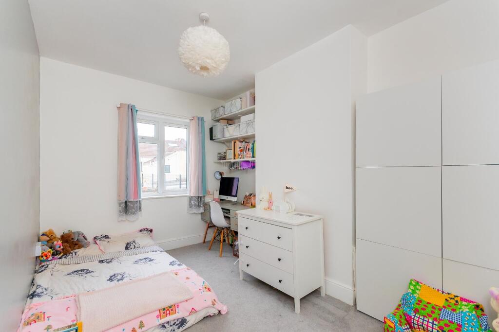 1G5SBR - Bedroom E.jpg