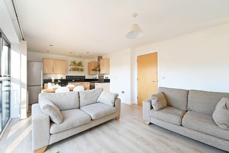 Open Plan Living / Kitchen 