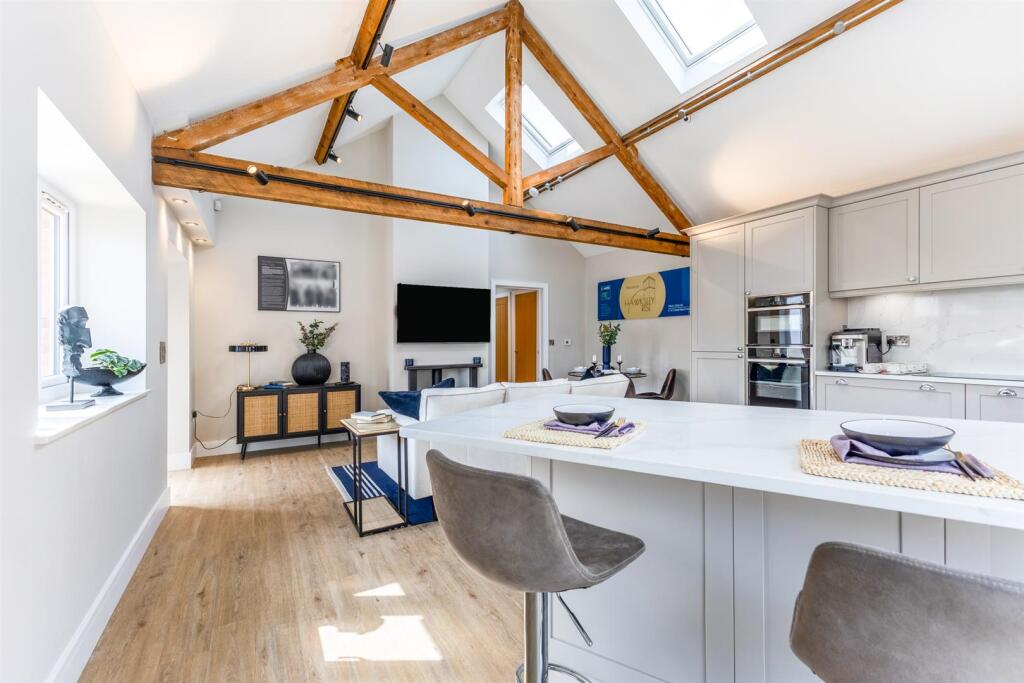 Hawksley Rise Kitchen.jpg