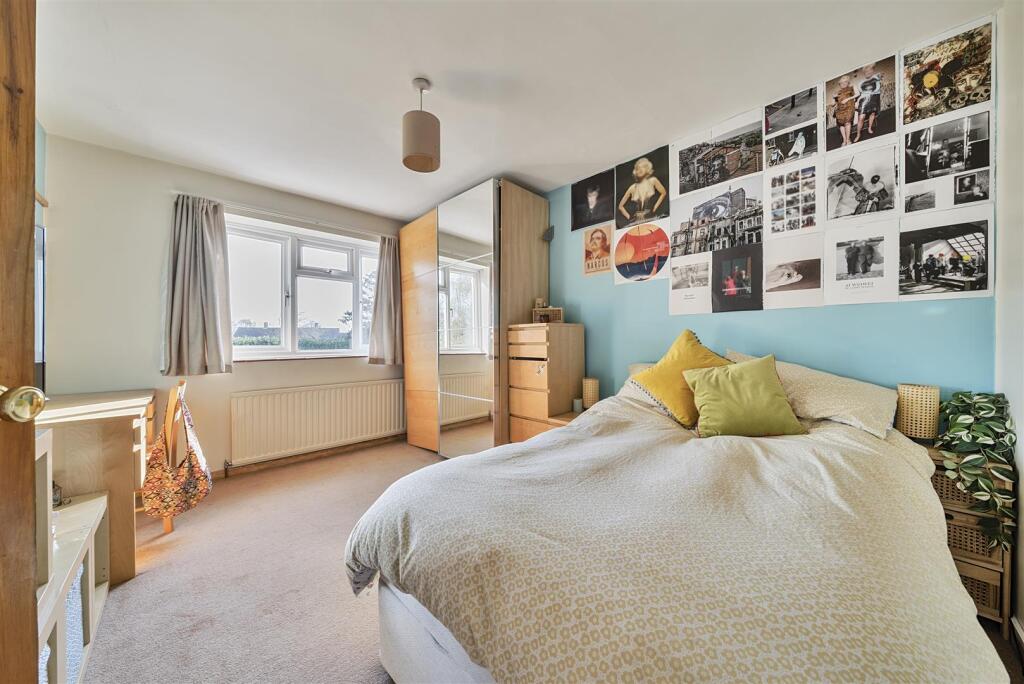 Norwich Way - Bed 2.jpg