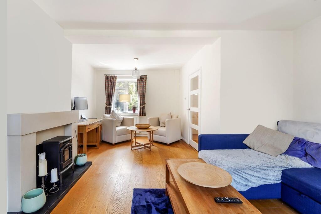 YEWLANDS CLOSE (3).jpg