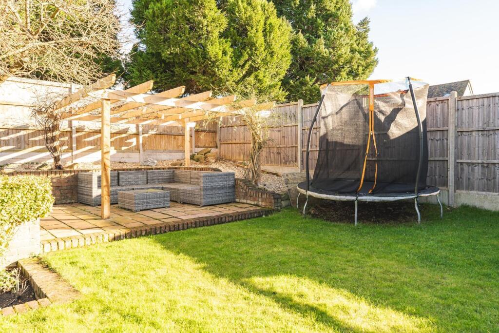 Decking and Pergola.jpg