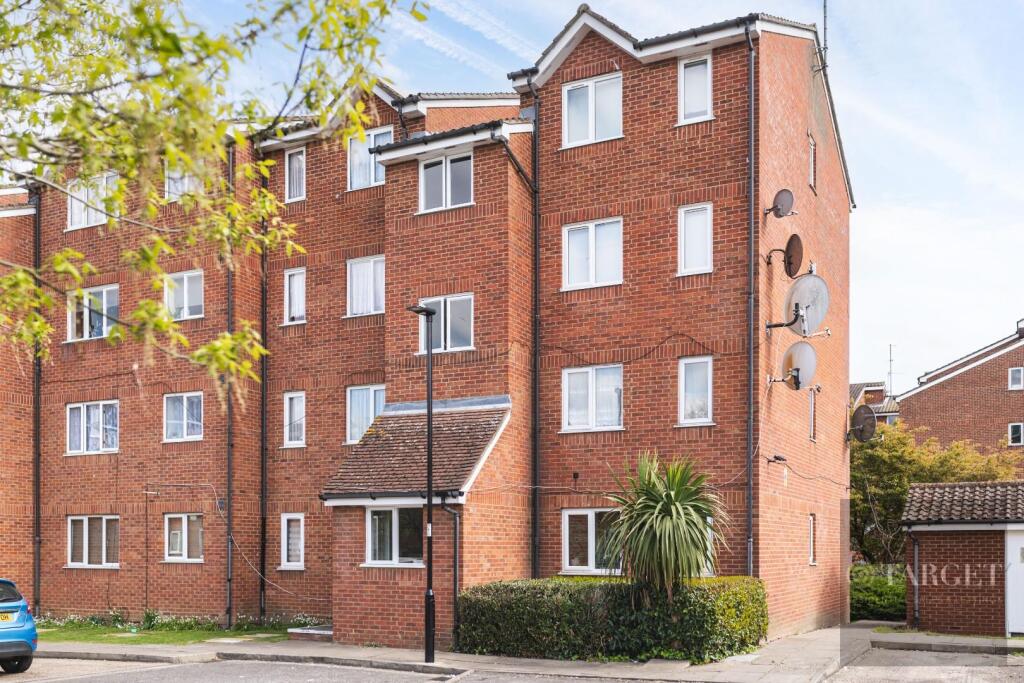 Linnet Close WM-9.jpg