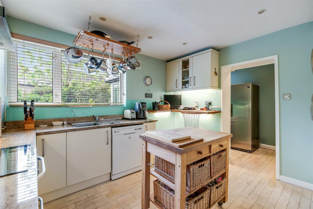 Kitchen.jpg