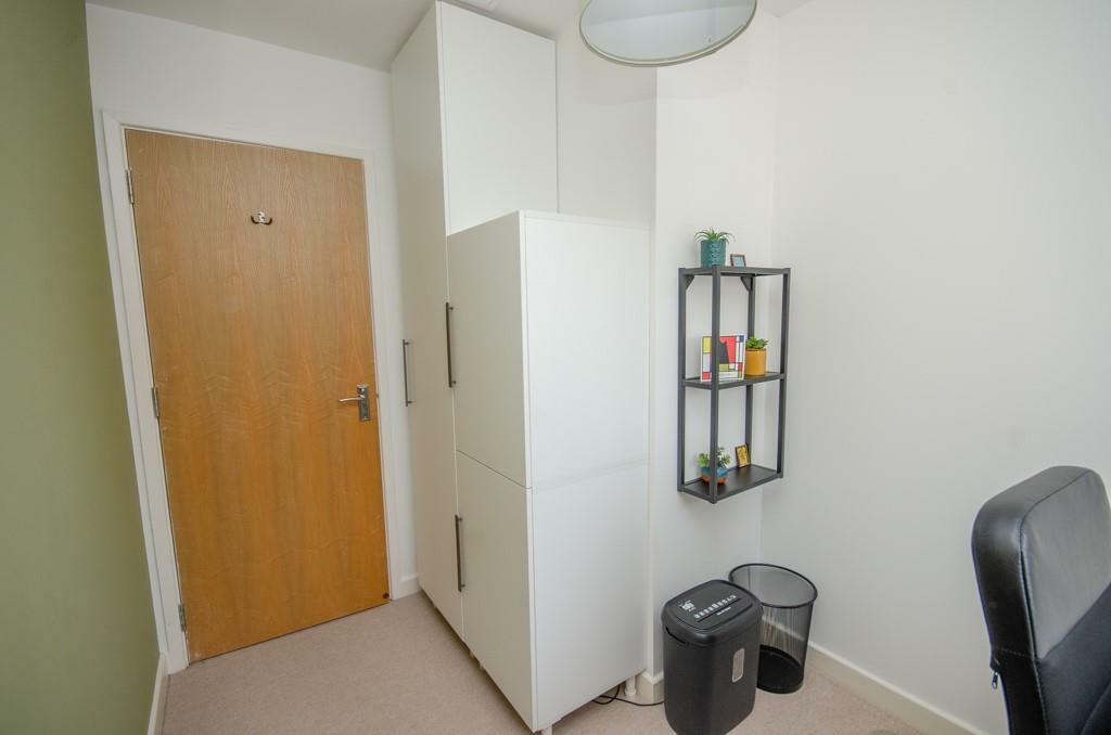 Bedroom two pic 2.jpg