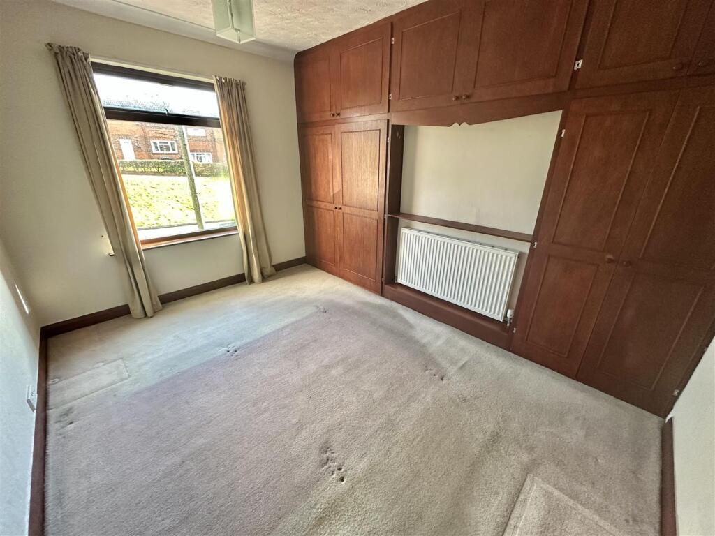 Bramleys Estate Agents - Leeds Old Road (6).jpg