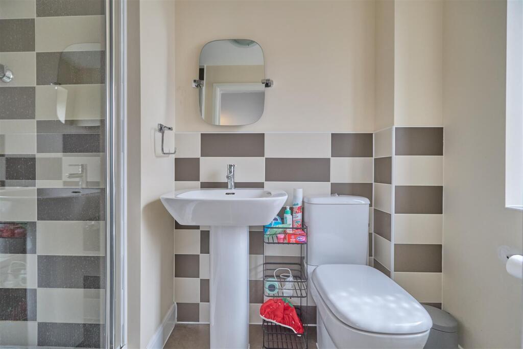 En suite shower room