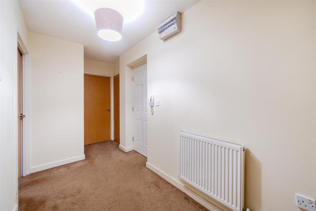 69 Reffield Close