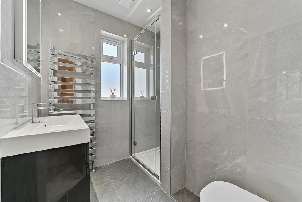 En-Suite+Shower+Room