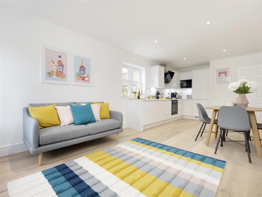 Living Room 2.jpg