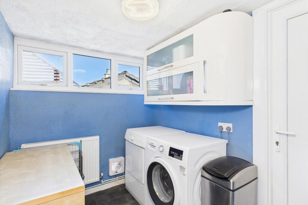 Ground level utility