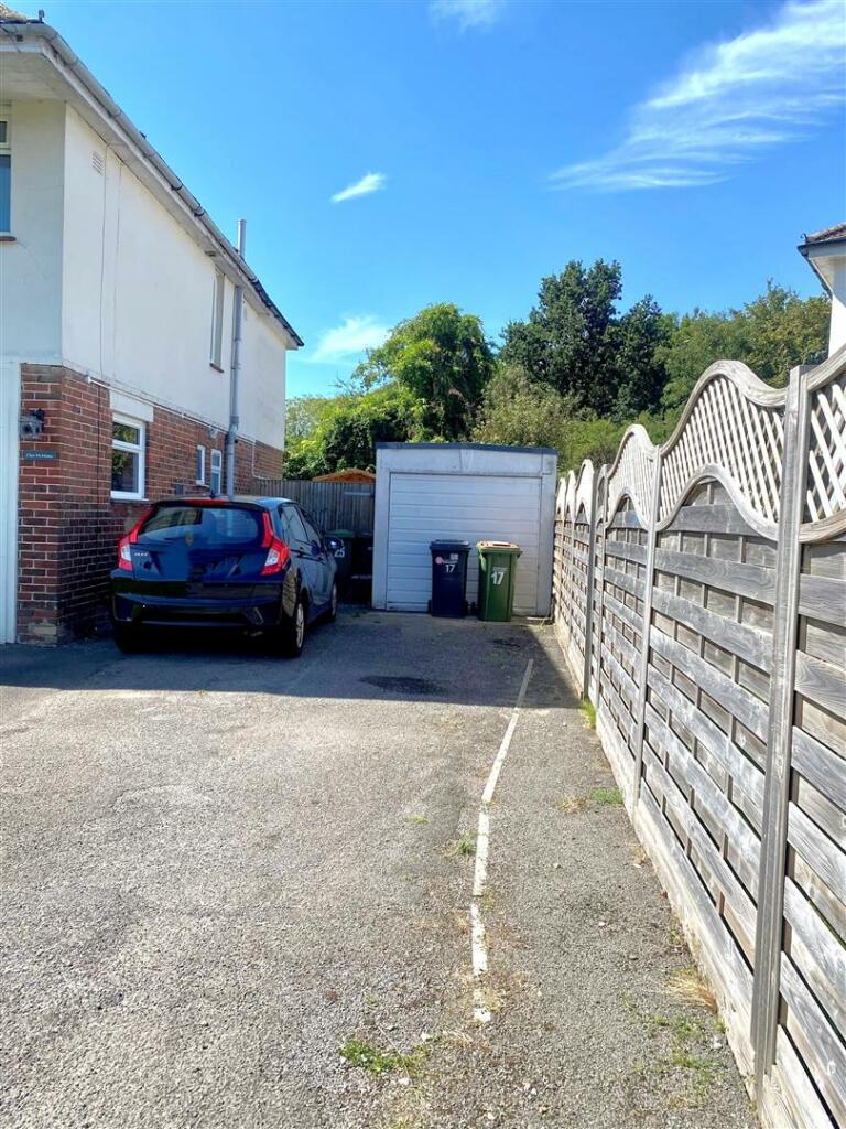 garage.jpg