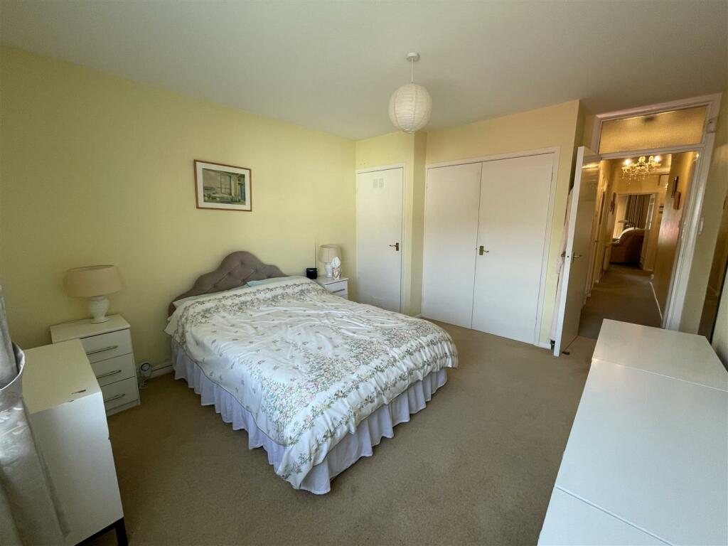 Bedroom 2 2.JPG