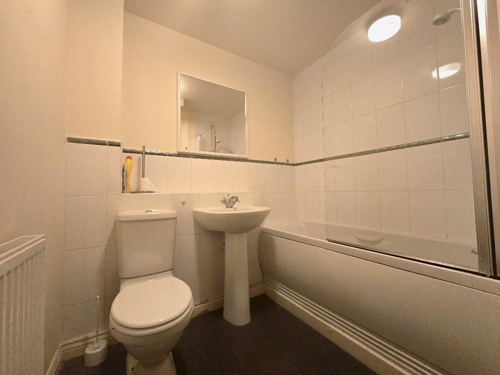 Thackhall Street, Stoke - Bathroom. jpg