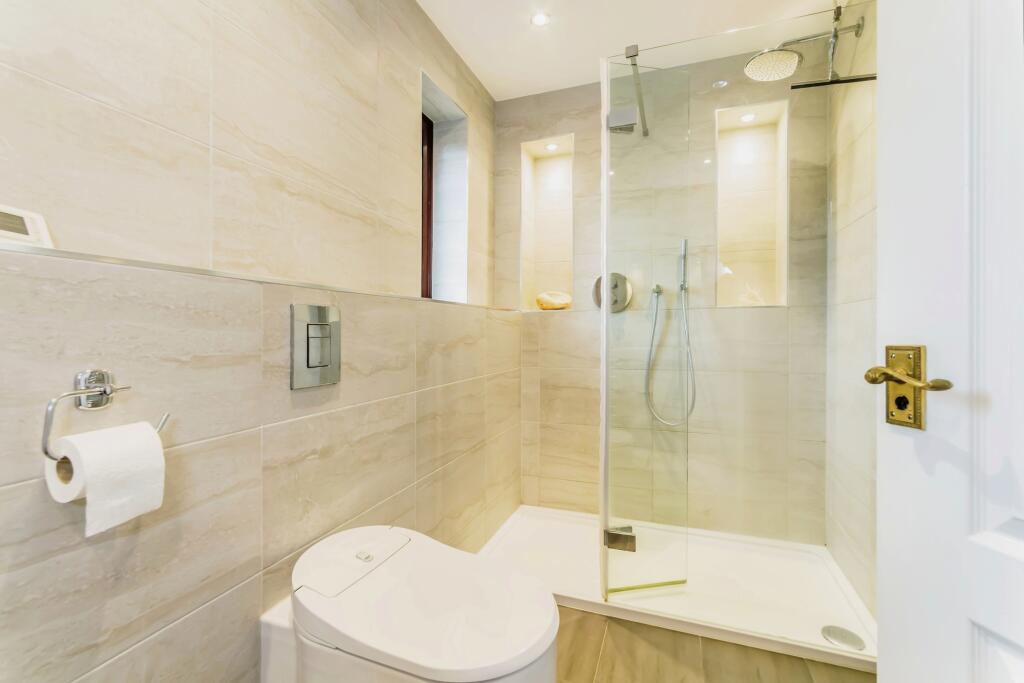 Ensuite