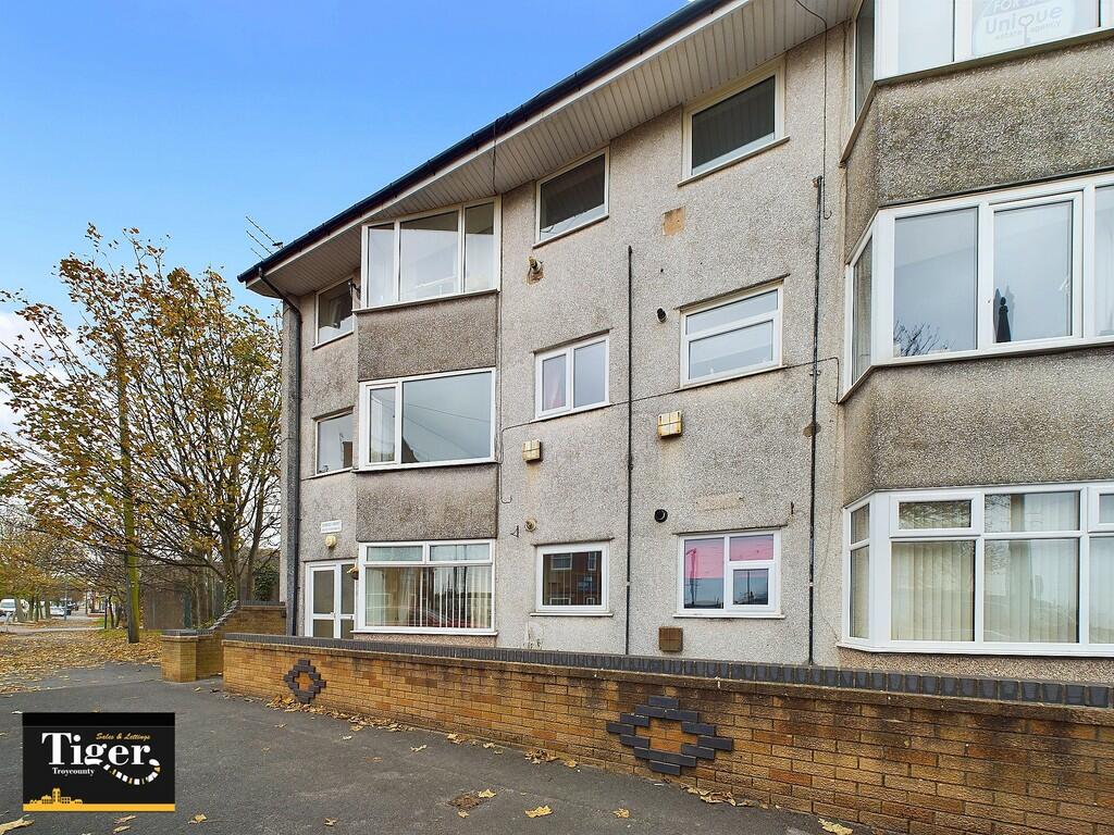 CAM02176G0-PR0395...