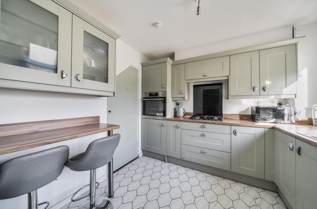 1355142968d25a1a85cb5