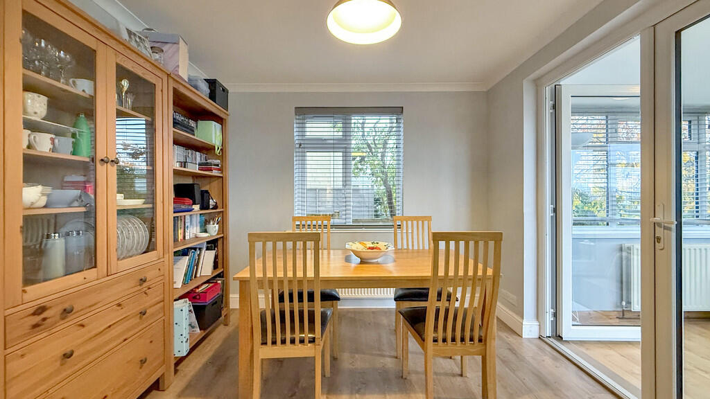 Kitchen/dining ro...