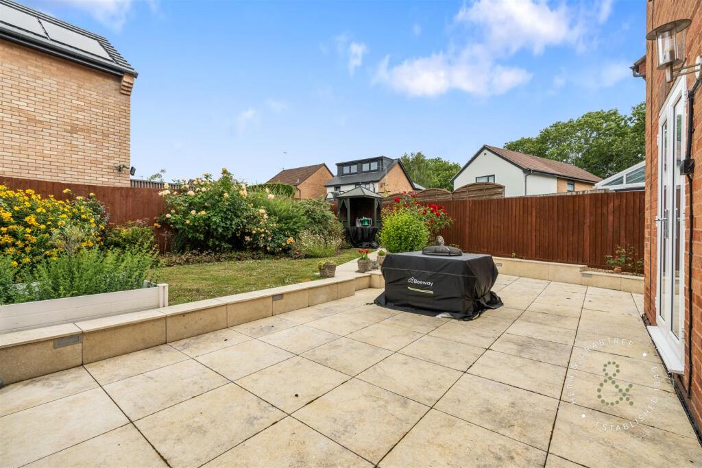 Althorp Drive, Penarth (29).jpg