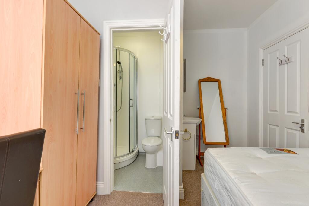 22 Freshfield Street Bedroom 3 (3)